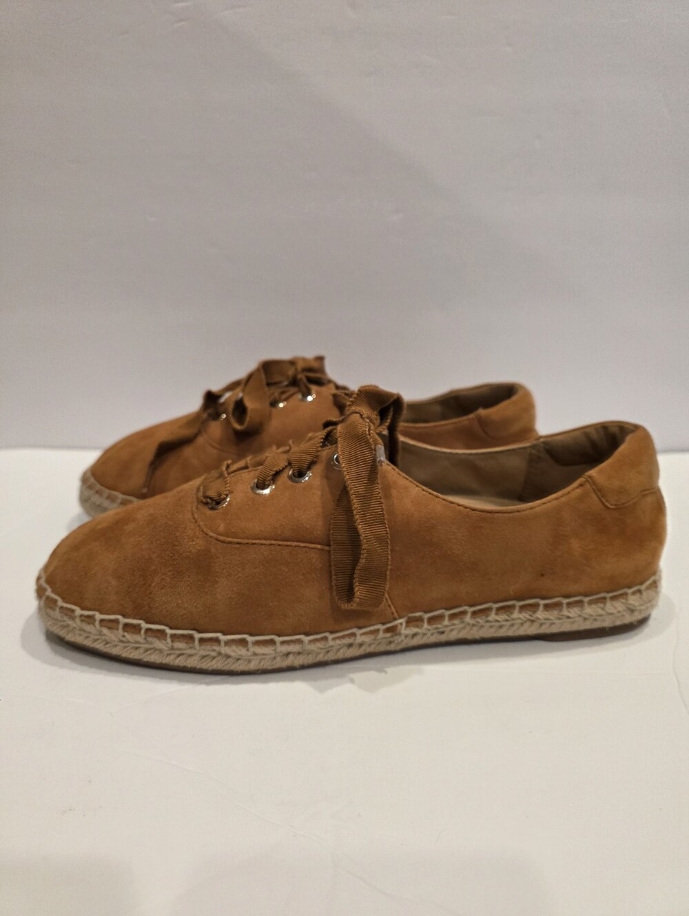 Vionic Sandy Cognac Brown Suede Ribbon Lace Espadrille Sneaker Sz 8